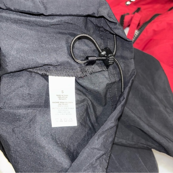 Aeropostale Windbreaker Jacket, sz Small - Picture 11 of 11